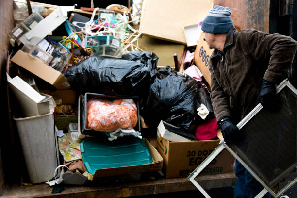 Best Office Cleanout  in Comstock Northwest, MI